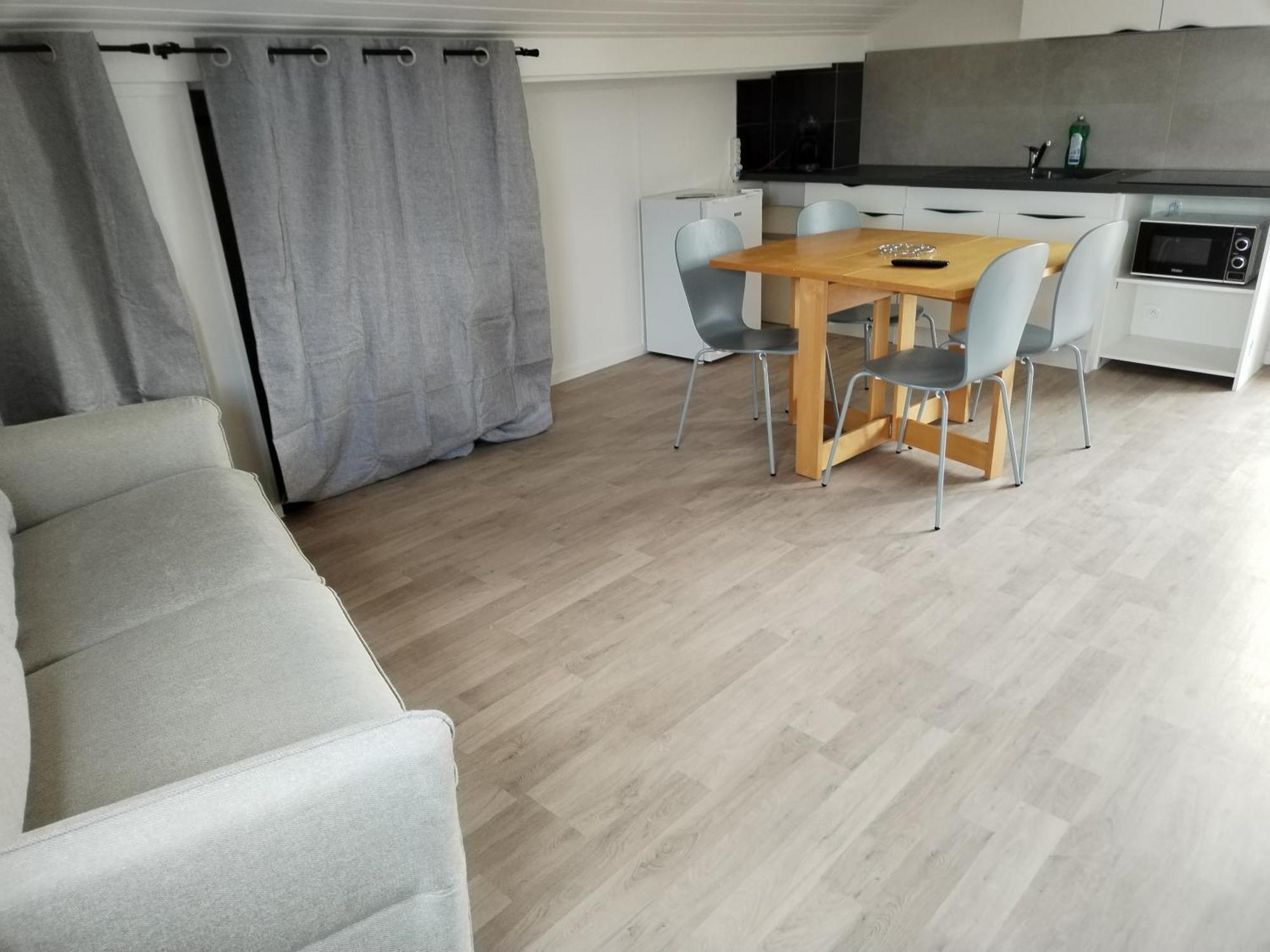 Chez Mimi 1,7 Kilometres De Luxeuil Les Bains Apartment Froideconche Luaran gambar