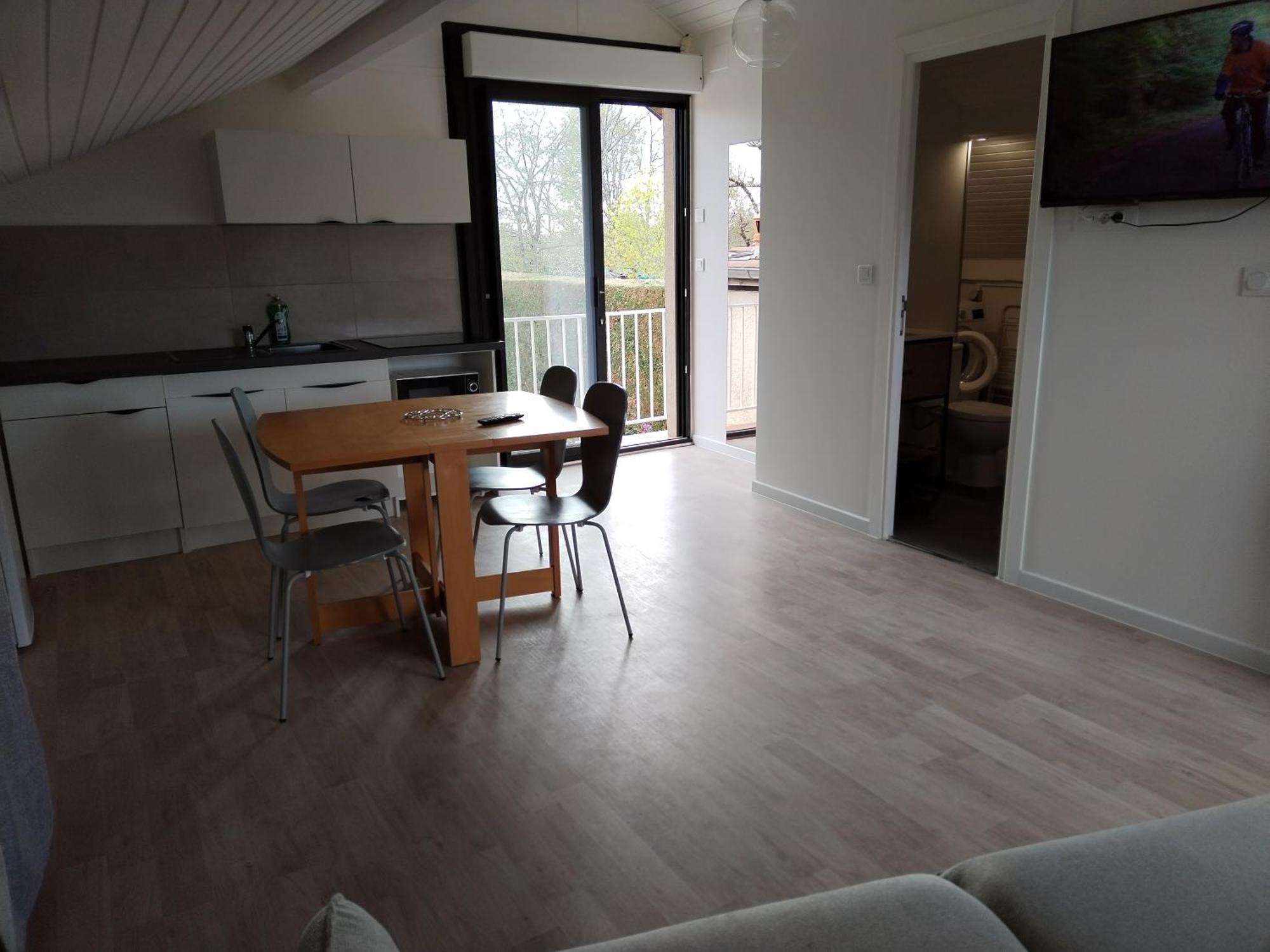 Chez Mimi 1,7 Kilometres De Luxeuil Les Bains Apartment Froideconche Luaran gambar